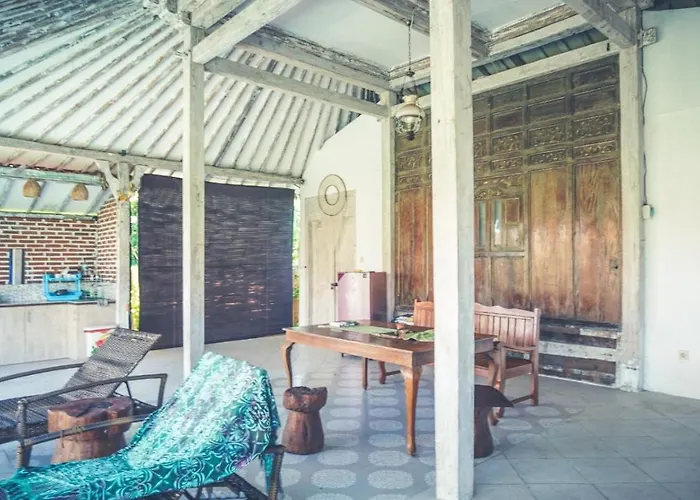 Guest house Cening Bagus